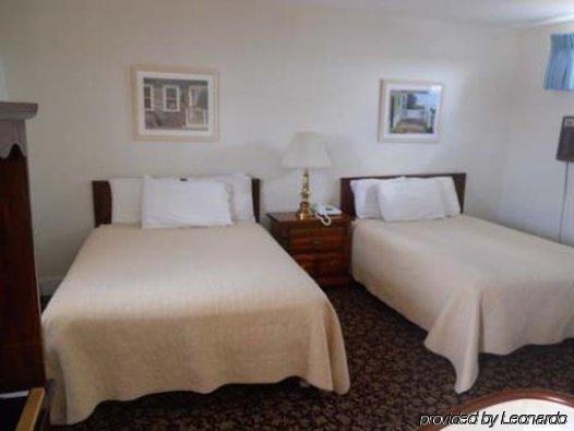Atlantic Coast Inn Ellsworth Δωμάτιο φωτογραφία
